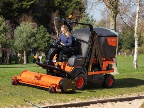 Kubota FC4